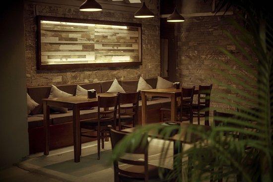 HClub Restaurant & Bar